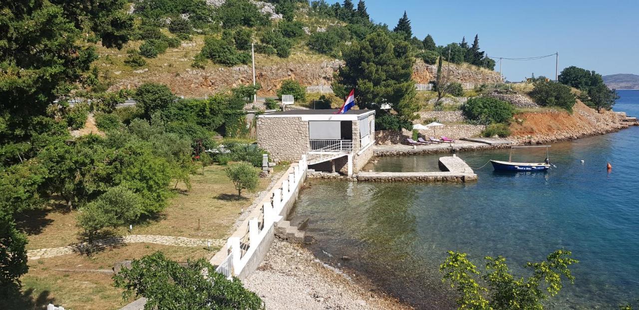 Kuca Za Odmor Jelena Villa Starigrad Paklenica Exterior photo